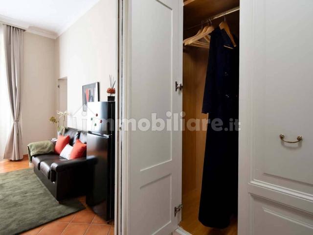 Bilocale via Cavour, Colle Oppio, Roma