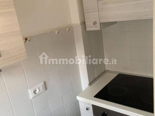 Bilocale via Cadibona, Molise Cuoco, Milano