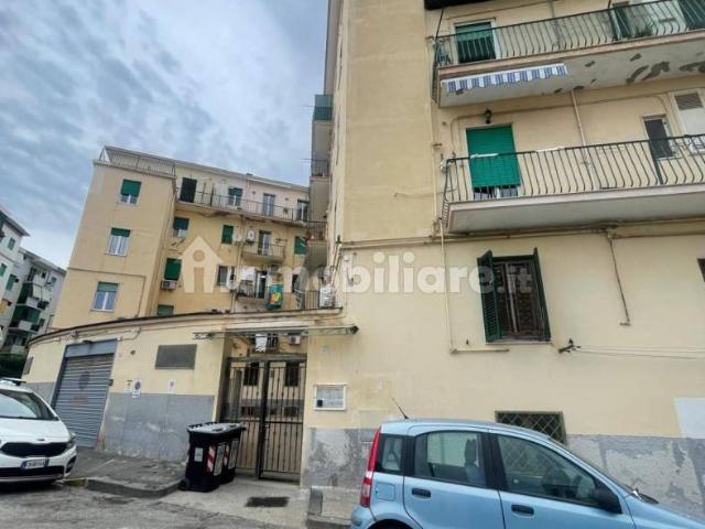 Bilocale via Caio Asinio Pollione, Bagnoli, Napoli