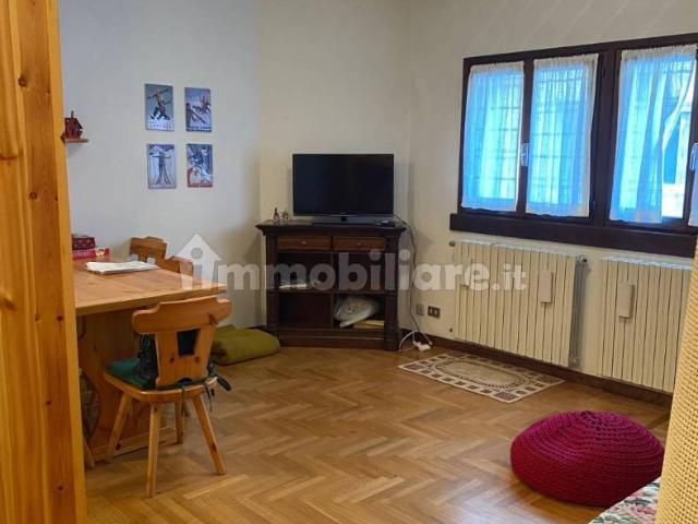 Bilocale via Cambrembo 2, Valleve