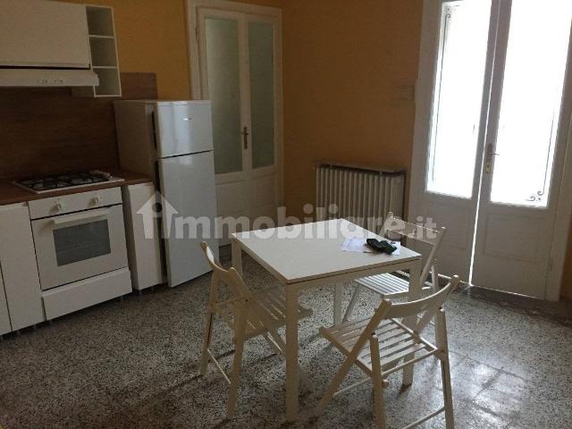 Bilocale via Camillo Benso di Cavour 68, Centro Storico, Lodi