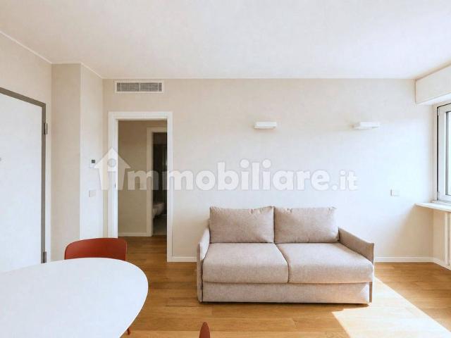 Bilocale via Carlo Farini 81, Farini, Milano