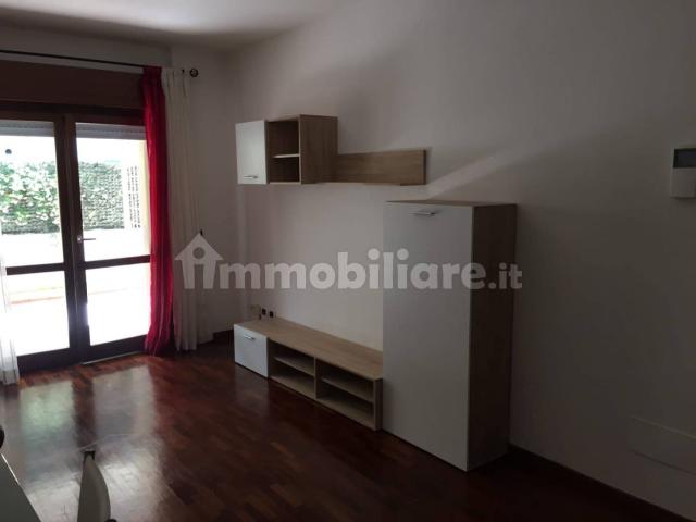 Bilocale via Cassia 1853, La Storta, Roma