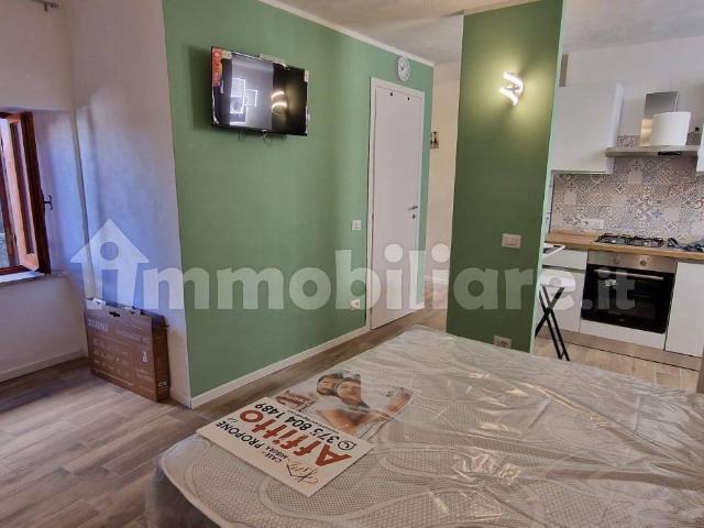Bilocale via Castello 91 93, Centro, Monteleone Sabino