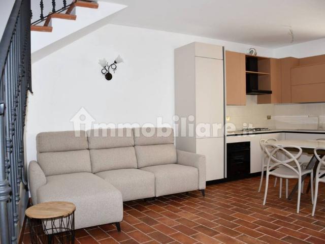 Bilocale via Circonvallazione Scipione Maffei 36, Centro, Valeggio sul Mincio