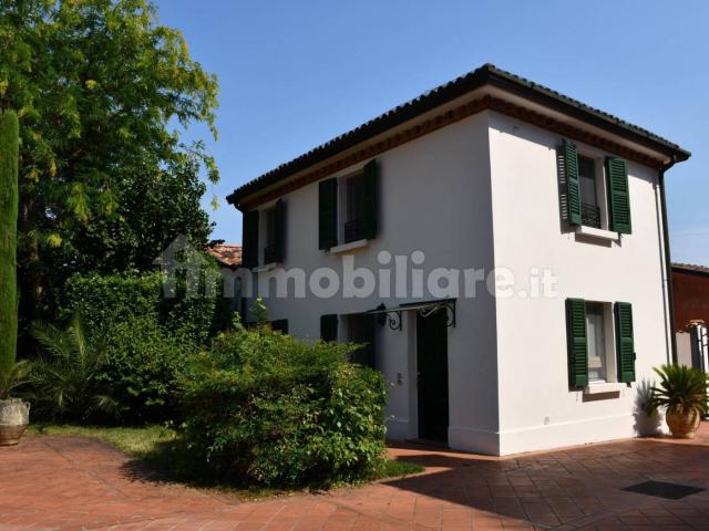 Bilocale via Circonvallazione Scipione Maffei 36, Centro, Valeggio sul Mincio