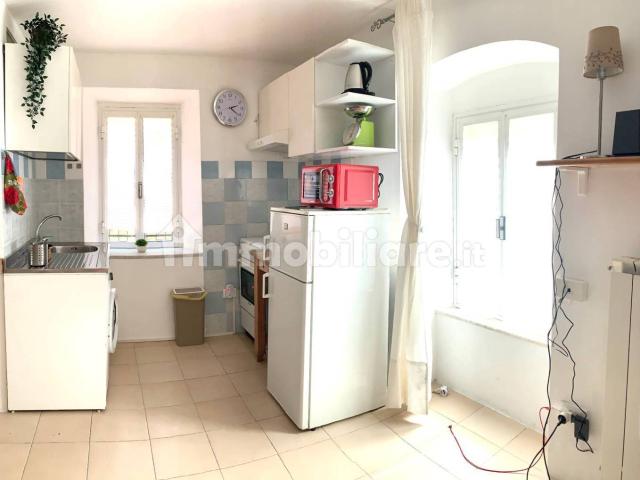 Bilocale via Ciro Menotti 62, Marina di Carrara, Carrara