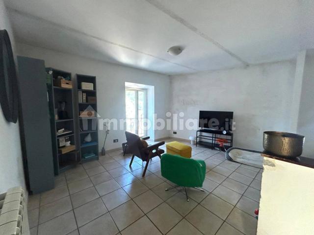 Bilocale via Crognaletto 74, Centro, Artena