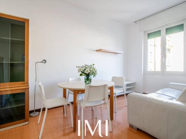 Bilocale via Ambrogio da Fossano Bergognone 9, Solari, Milano