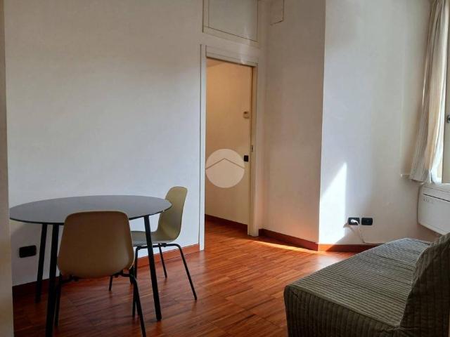 Bilocale via Antonio Pollaiuolo 9, Isola, Milano