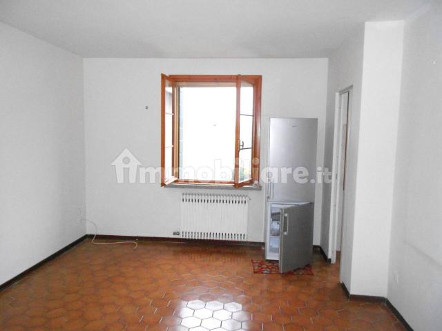 Bilocale via Angeli 56, Centro, Adria