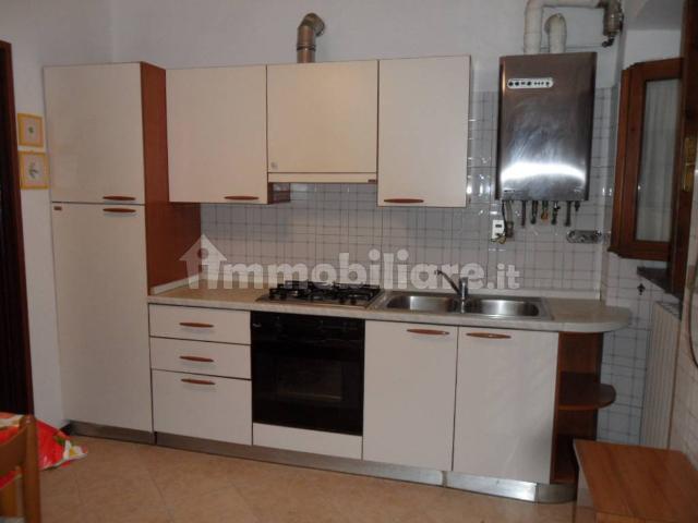 Bilocale via Angelo Ottone 58, Centro, Borgosesia