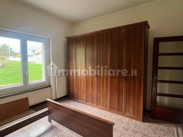 Bilocale via Aosta 40, Ivrea