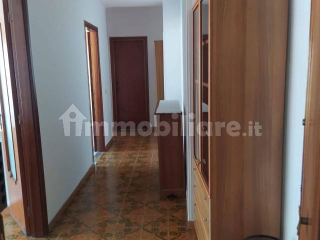 Bilocale via Abruzzi, Centro, Cassino
