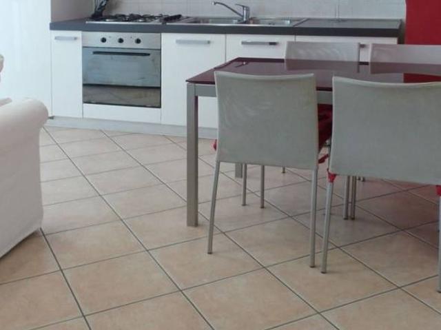 Bilocale via Achille Grandi 23, Arnate, Gallarate