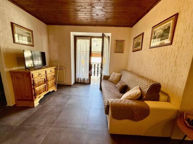 Bilocale via Achille Marangoni 22, Centro, Ponte di Legno