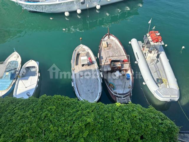 Bilocale via al Porto 12, Centro, Camogli