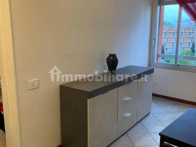 Bilocale via Alcide De Gasperi 15, Vedano al Lambro