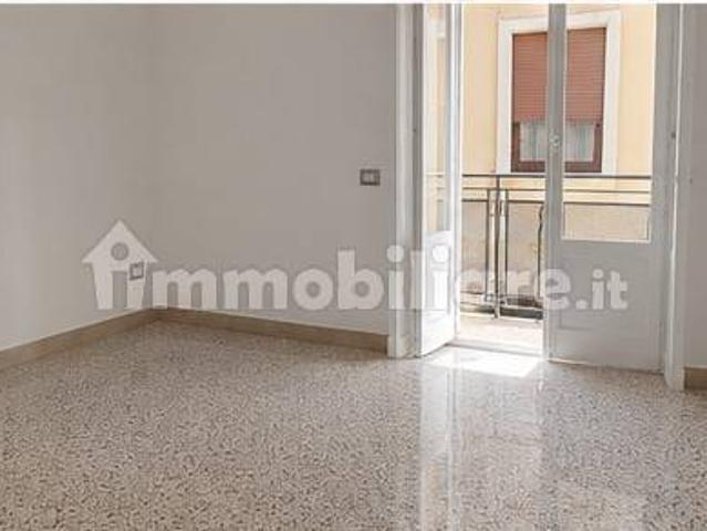 Bilocale via Alfonso Balzico 24, Centro, Salerno