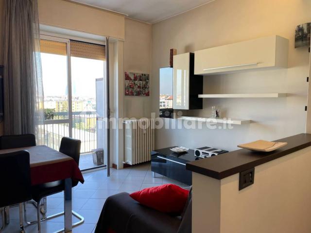 Bilocale via Alfonso Capecelatro 45, San Siro, Milano