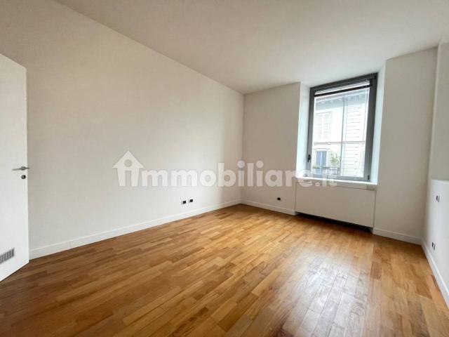 Bilocale via Arco, Cadorna Castello, Milano