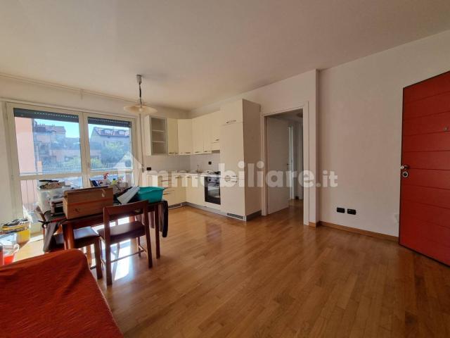 Bilocale via Asiago 45, Gorla, Milano