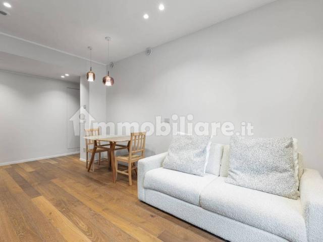 Bilocale via Ausonio 27, Corso Genova, Milano