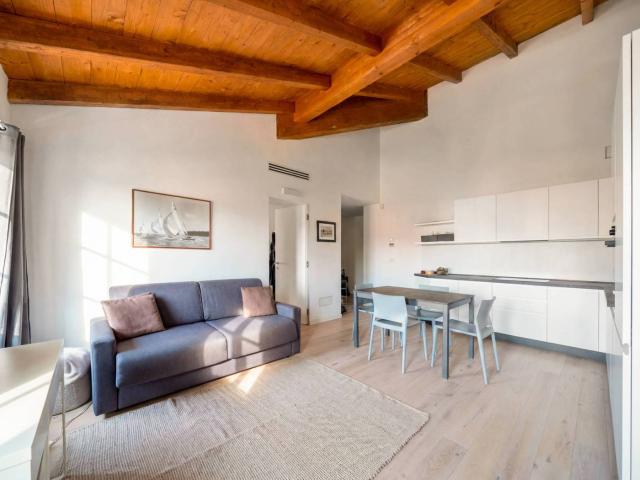Bilocale via Bonaventura Zumbini 39, Famagosta, Milano
