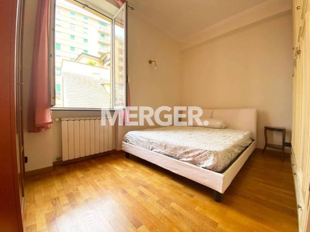 Bilocale via Borgo degli Incrociati, Manin, Genova