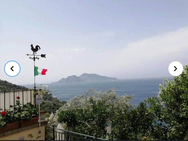 Bilocale via Baccoli 22, Massa Lubrense