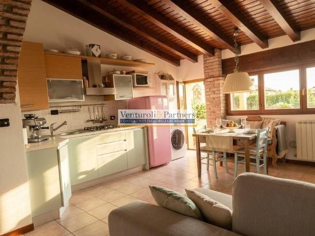 Bilocale via Barcuzzi, Barcuzzi, Lonato del Garda