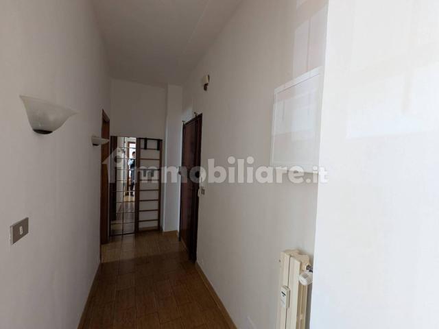 Bilocale via Barletta 54, Santa Rita, Torino