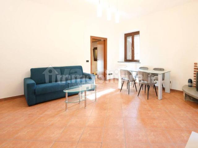 Bilocale via Bertacchi 13, Viale Libertà, Monza
