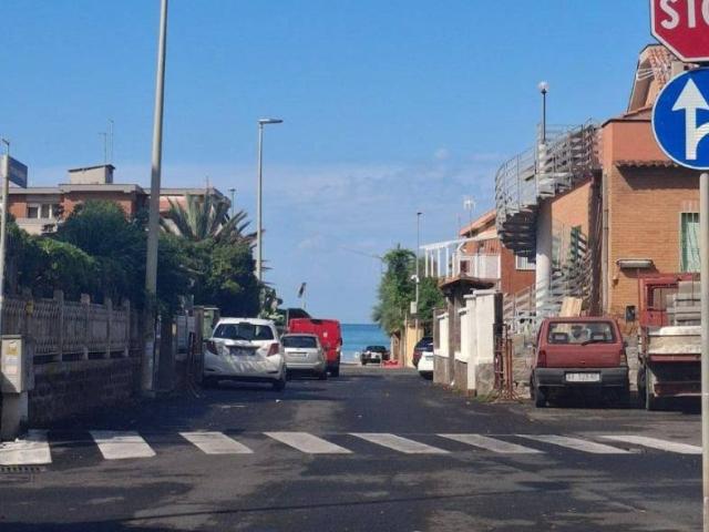 Bilocale via Brasilia 9, Torvaianica Celori Mare, Pomezia