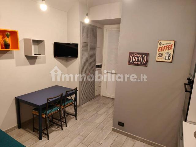 Bilocale via Brindisi 7, Aurora, Torino