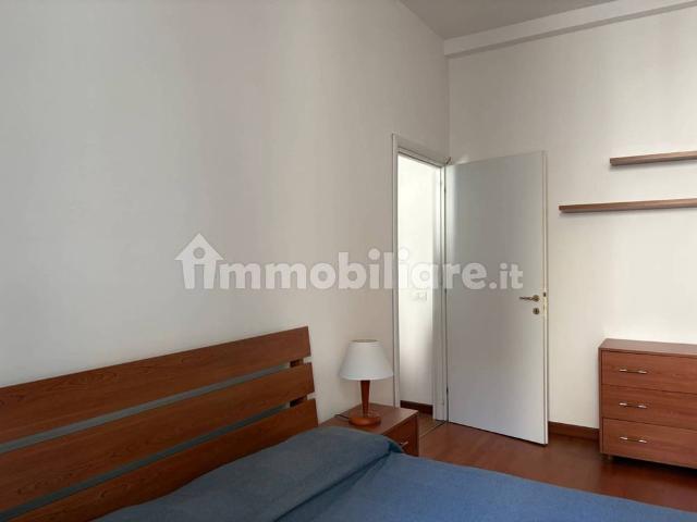 Bilocale via Gentilino 13, Corso San Gottardo, Milano
