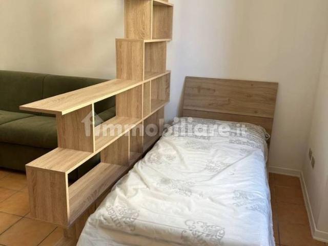 Bilocale via Gerolamo Borgazzi 5, San Carlo Stazione, Monza