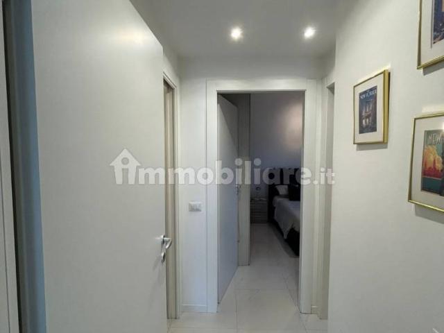 Bilocale via Giulio Pittarelli 90, Casal Lumbroso, Roma