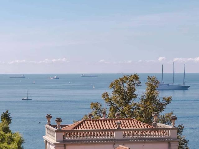 Bilocale via Giuseppe Bernardino Bison, Gretta, Trieste