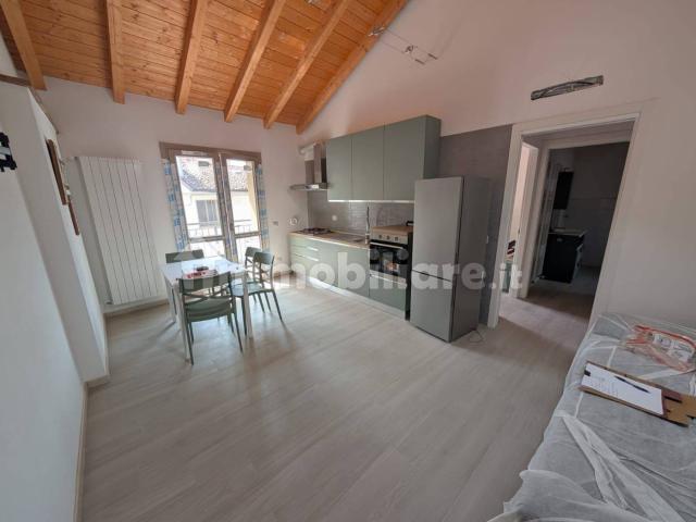 Bilocale via Giuseppe Mazzini 21, Centro, Borghetto Lodigiano