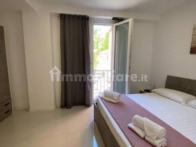 Bilocale via Giuseppe Pellegrino 7, Centro, Vietri sul Mare