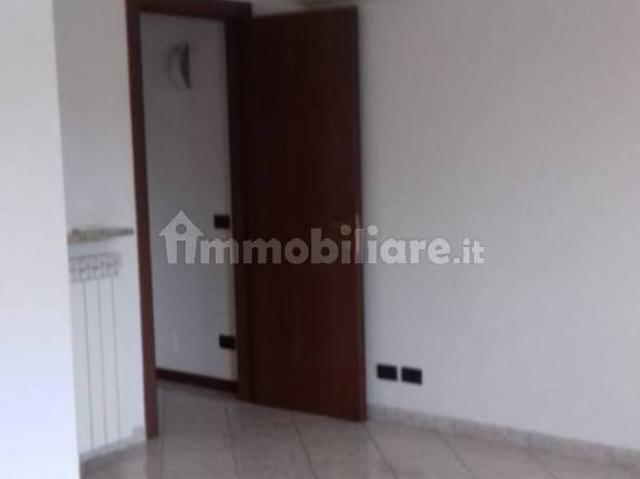 Bilocale via Giacomo Matteotti 34, Cameri
