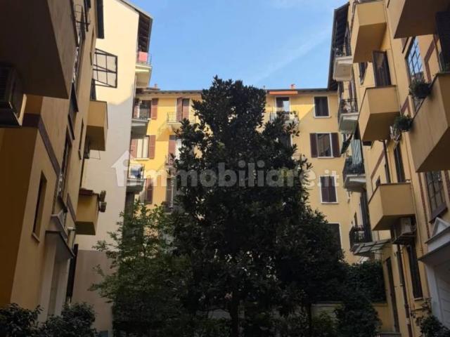 Bilocale via Giacomo Pinaroli, 3, Cadore, Milano
