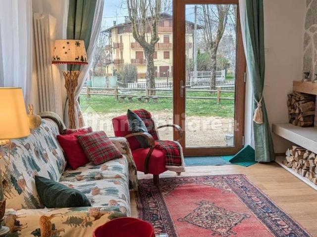 Bilocale via Gioacchino Rossini 21, Centro, Asiago