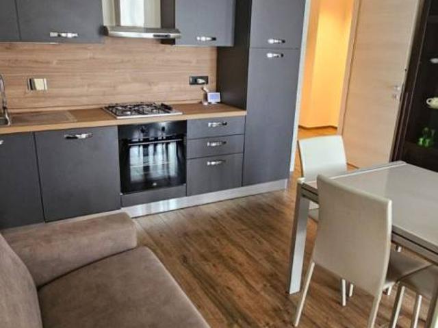 Bilocale via Giosuè Borsi 108, Lucento, Torino