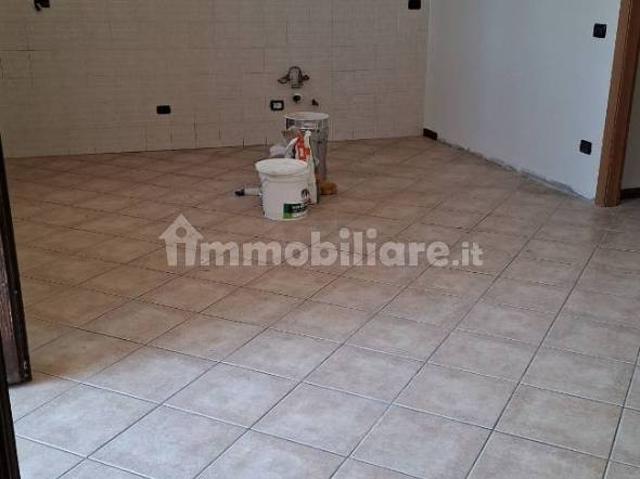 Bilocale via Giorgio Perlasca 12, Zerbolò