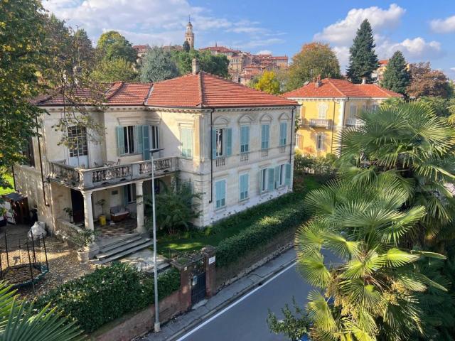 Bilocale via Giovanni Battista Bodoni 46, Centro, Saluzzo