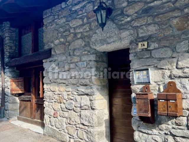 Bilocale via Grandes Jorasses 7/a, Centro, Courmayeur