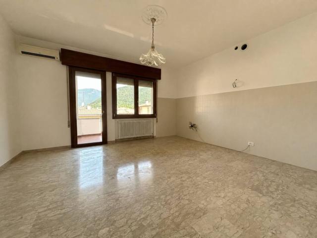 Bilocale via Domenico Bortoli, Centro, Romano d'Ezzelino