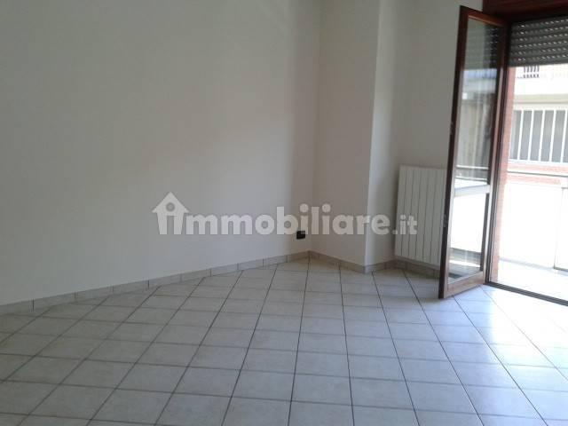 Bilocale via Domenico Micono 13, Centro, Rivarolo Canavese